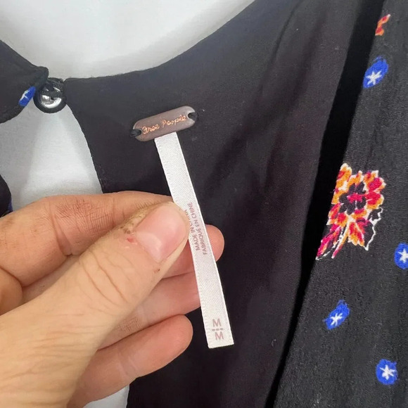 Free People Two Faces Printed Smocked Long Sleeve Mini Dress Size Medium - Picture 11 of 13